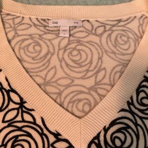 Black & white floral sweater